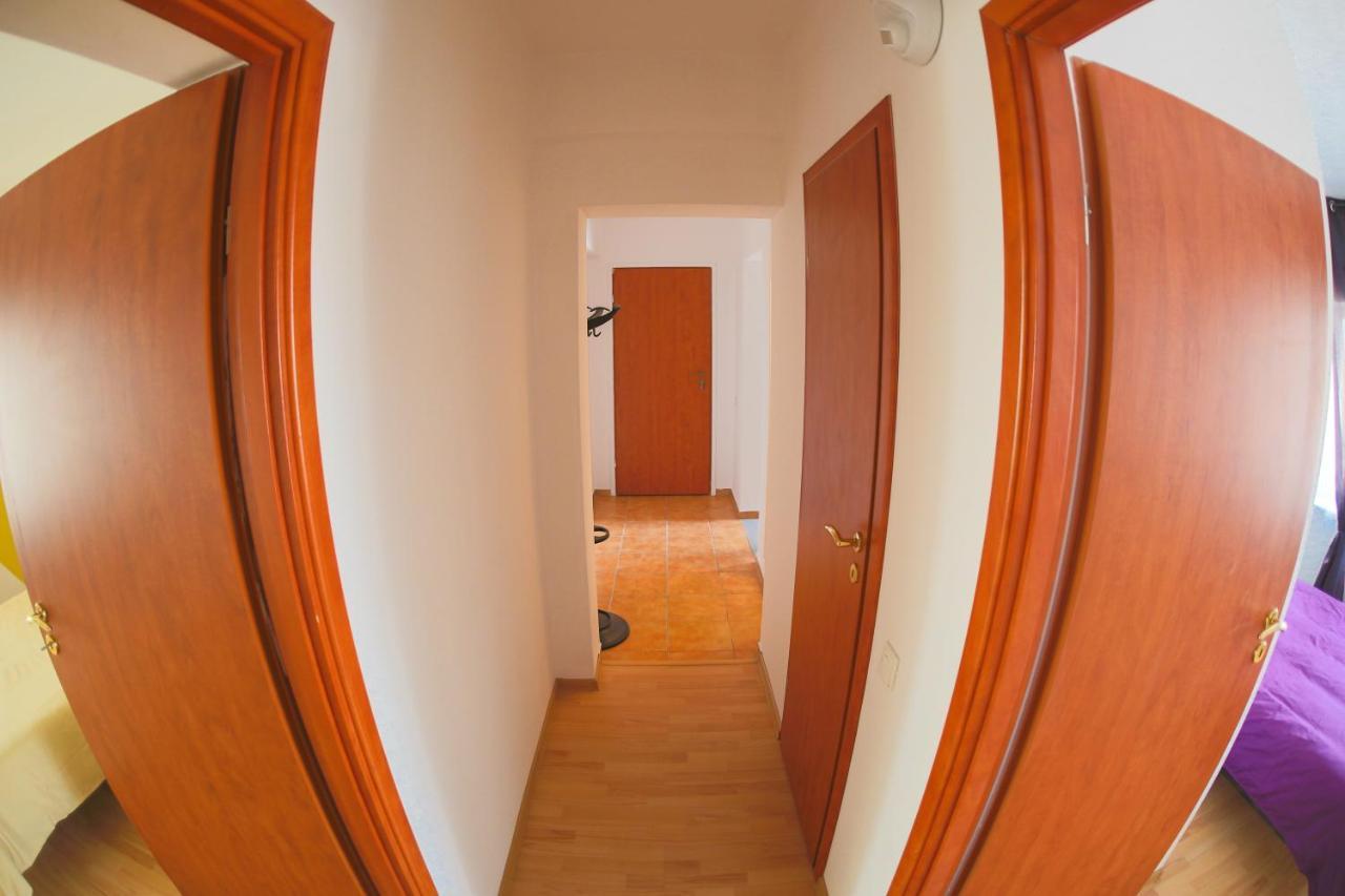 Color Apartments Downtown Bucarest Extérieur photo