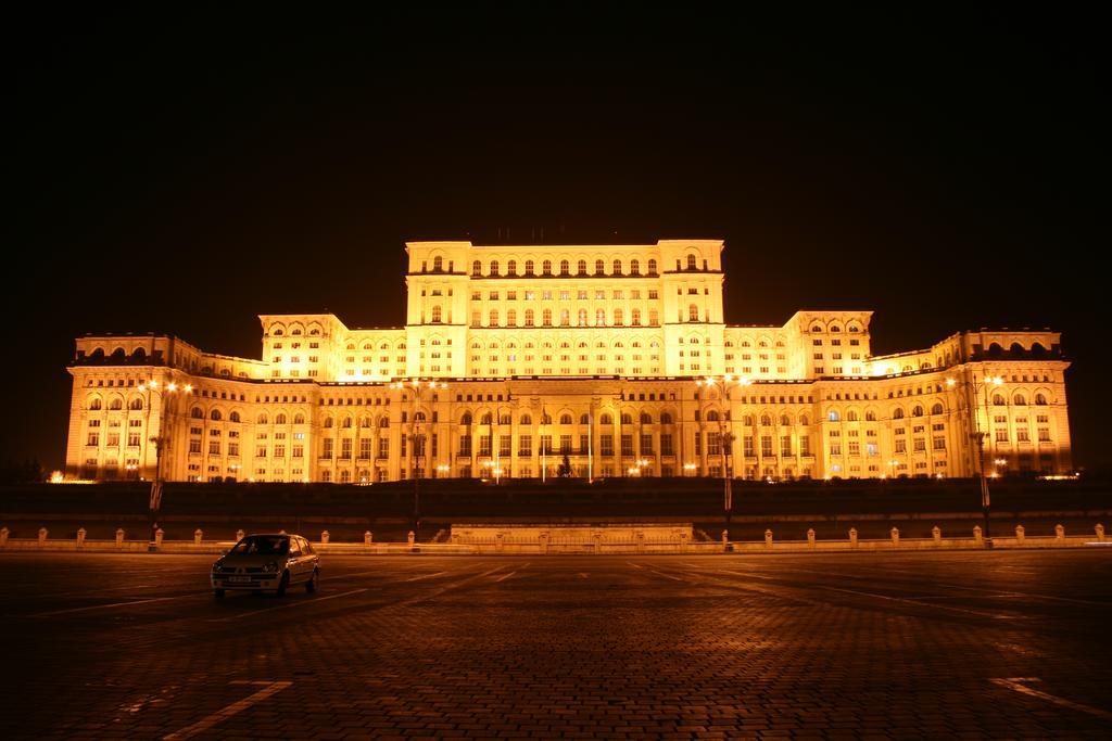 Color Apartments Downtown Bucarest Extérieur photo